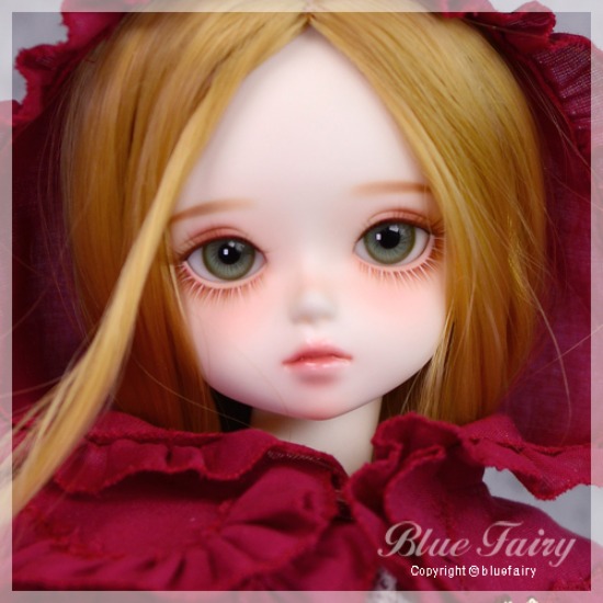 20th Anniversary Limited Edition TF Mari with POMME D&#039;AMOUR